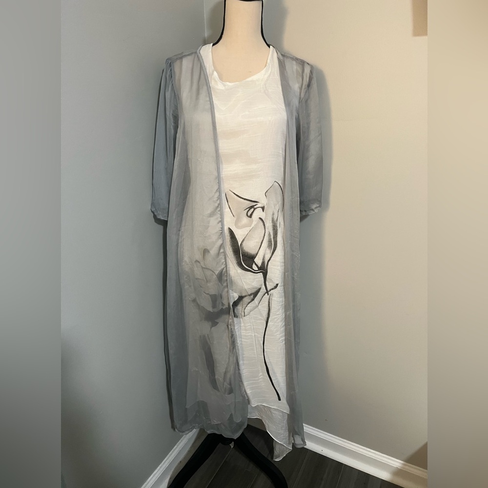 Elegant Gray Floral Women's Dress Set